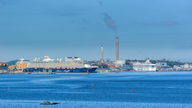 Feribot Ro-Pax gemisi Silja Senfonisi Silja Hattı ve seyahat kartı