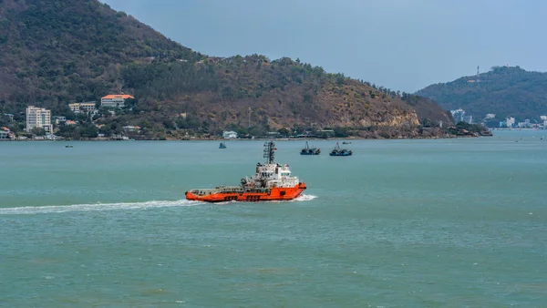 Red White Offshore Tug Supply Ship Passes Underway Vung Tau — Stock Photo, Image