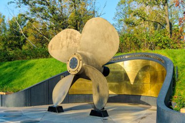 ST.PETERSBURG, RUSSIA - 27 Eylül 2020: Kronstadt 'taki Yeni Müze ve Tarihi Park 