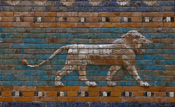Glazed brick bas relief of Ishtar Gate of Babylon — Stock Photo, Image