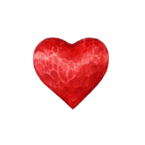 Ein rotes geschnitztes Herz aus Holz isoliert auf weiß — Stockfoto