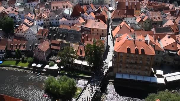 Hooghoek luchtfoto Cesky Krumlov Tsjechisch — Stockvideo