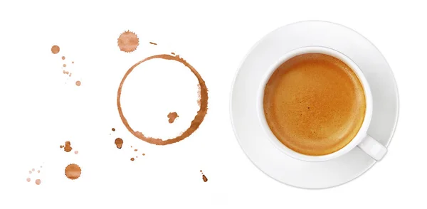Taza de café, manchas y gotas sobre fondo blanco — Foto de Stock