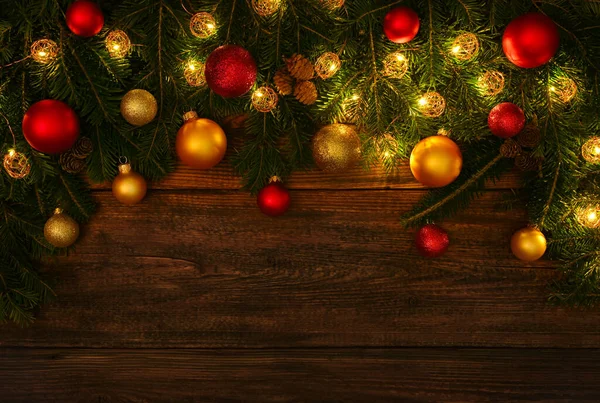 Cerca Abeto Verde Fresco Ramas Pino Árbol Navidad Con Conos — Foto de Stock