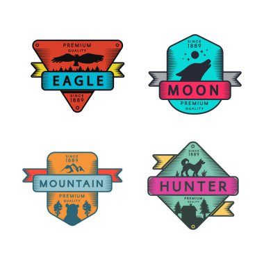 Kartal ve Dağ, Ay ve Avcı Rozetleri Set Logosu. Renkli Eşya Markası Premium Kalitesi. Wolf and Dog, Climb Hill ve Bird Siluetleri Tasarım Logotype Şablonu Düz Çizimler