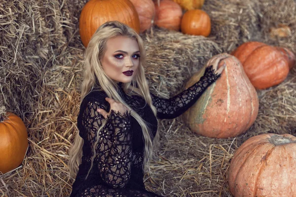 Halloween location with a young blonde — Stock Photo, Image