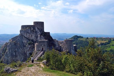 Gradina Srebrenik Bosna ve Hersek'teki yakınındaki içinde tarihi kale