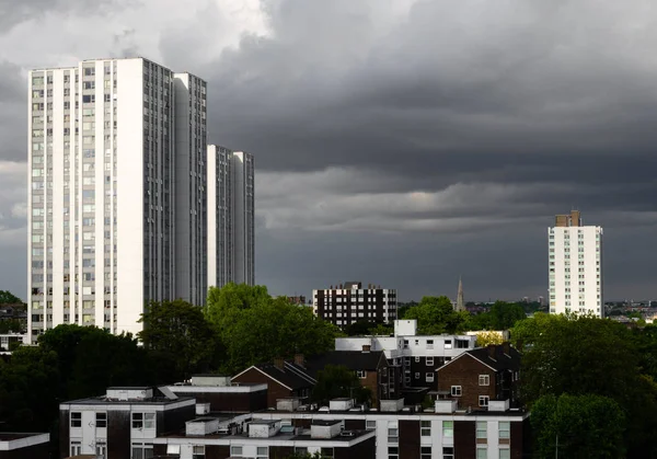 Magas Rise szociális lakásügyi lakások Észak-London Anglia — Stock Fotó