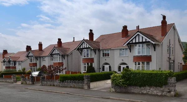 Années 1930 Maisons jumelées traditionnelles à Rhos On Sea, Conwy Images De Stock Libres De Droits