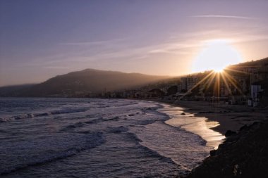 Denizde gün batımı