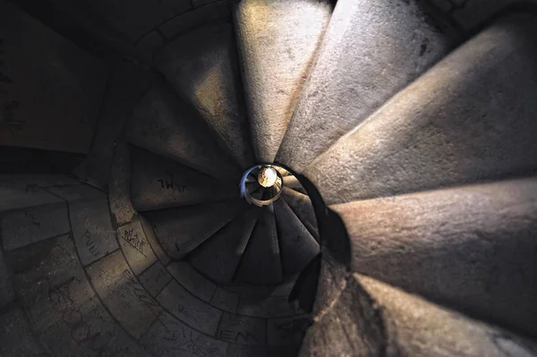 Barselona'daki Sagrada Familia Katedrali