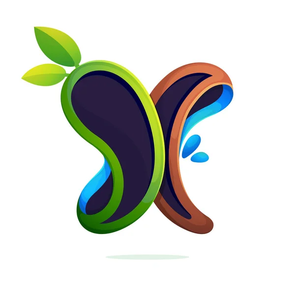 Ekologie loga X je stylizována se zelenými listy a kapky rosy. — Stockový vektor