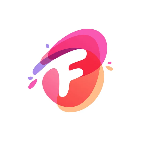 Letter F logo at colorful watercolor splash background. — Stock Vector