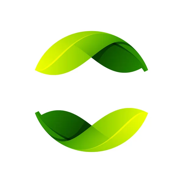 Logo sfery ekologicznej utworzone przez skręcone zielone liście. — Wektor stockowy