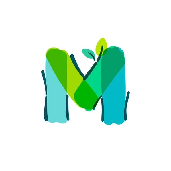 フェルトペンで手書きされた緑の葉を持つM字のロゴ ベクトル太字のマーカーフォントは 自然ラベル 夏の見出し バイオポスター 生態系カードなどに使用できます — ストックベクタ