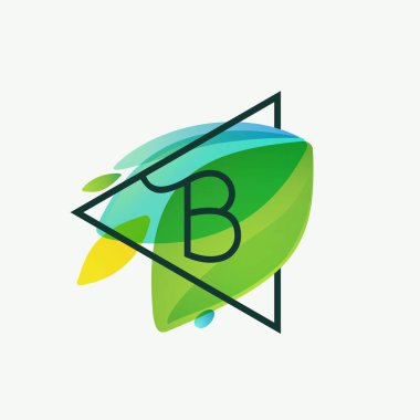 Yeşil üçgen çerçeveli B harfi logosu suluboya arkaplan bırakır. Botanik etiketler, manzara başlıkları, geri dönüşüm posterleri, organik kartlar için vektör ekoloji yazı tipi.