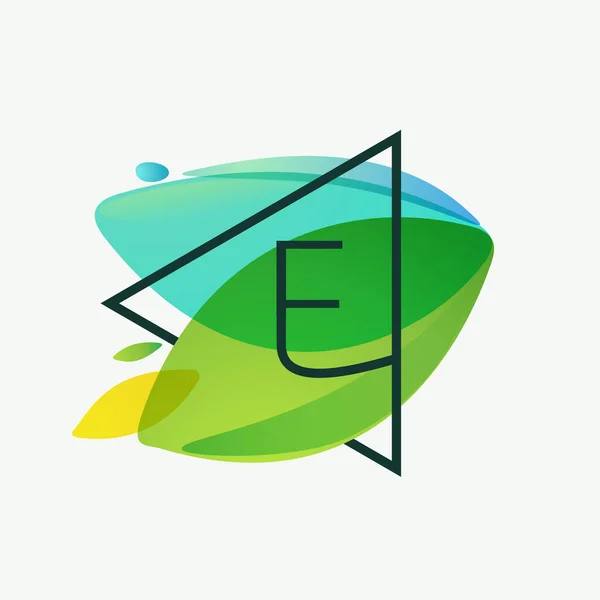 Логотип Буквы Треугольной Рамке Зеленом Фоне Акварели Листьев Векторный Экологический — стоковый вектор
