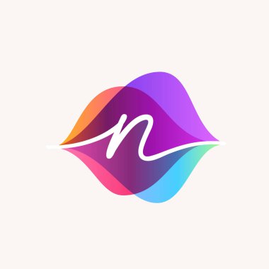 Saydamlık ses dalgaları logo tasarımı kavramına sahip N harfi. Herhangi bir ses elektronik etiketinde, müzik posterlerinde, dj kimliğinde vs. kullanmak için vektör simgesi mükemmel.