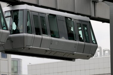 üstü tren, Belediye ulaşım