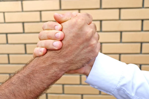 Händedruck Zweier Männer — Stockfoto