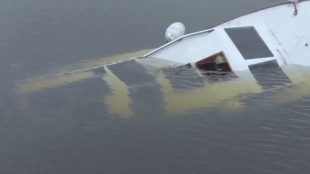 Hundido Volcado Barco Drone Metraje — Vídeo de stock