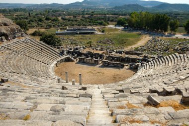 Türkiye 'nin Miletus kentinde antik Yunan amfi tiyatrosu