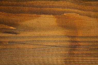 Bircza kasabasının çevresindeki Przemyskie Foothills. Bir bakış açısı ve şenlik ateşi yakan bir turist kulübesi. Chominskie Tepesi. Kule inşaat ögesi.