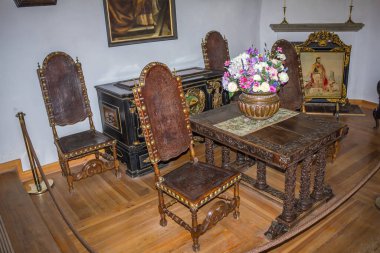 Polonya. Daha az Polonya Voyvoda 'sı. Dunajec Şatosu, Niedzica 12.08.2014 - Niedzica-Zamek köyündeki Czorsztyn Barajı 'nın sağ kıyısında bulunan bir ortaçağ kalesi.