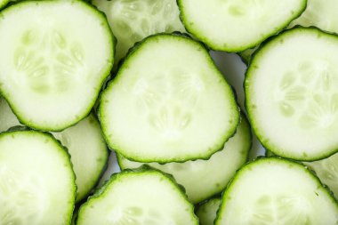 dilim taze salatalık gibi arka plan, metin için yer