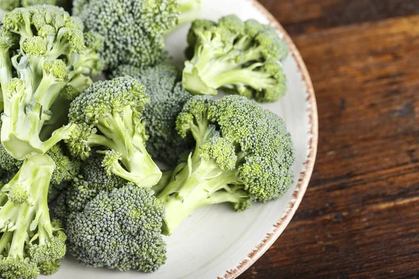 Brokoli Kubis Mentah Atas Meja Kayu Tempat Untuk Teks Nutrisi — Stok Foto