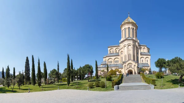 Facade Holy Trinity Cathedral Tbilisi April 201 — Stock Photo, Image