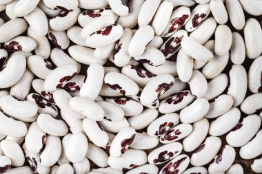 metin bir adam olarak tablo yer çiğ beyaz fasulye