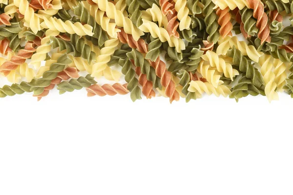 Pastas Multicolores Dispersas Sobre Fondo Blanco Como Fondo Abstracto Espacio — Foto de Stock