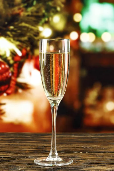 Yeni Yıl Bokeh Şampanya Cam Arka Planda Metin Için Yer — Stok fotoğraf