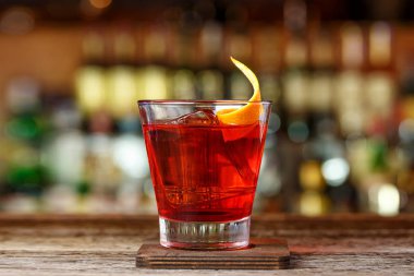 Geleneksel tarifi Negroni