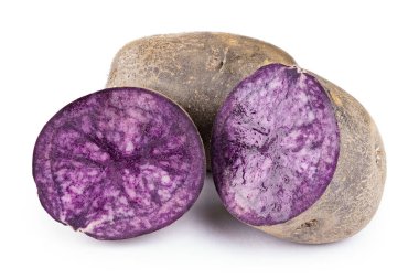 Mor patates dilimlenmiş