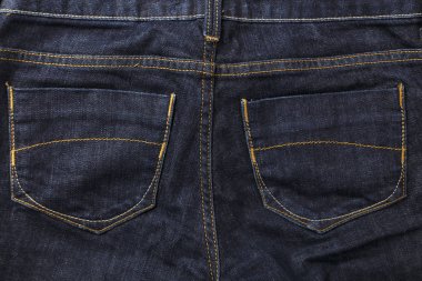 Mavi jeans kot arka planda arka cebimde
