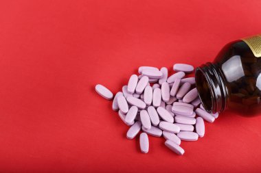 pembe haplar dağınık