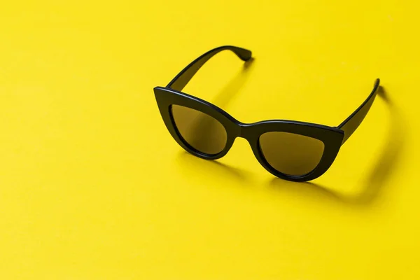 여성용 선글라스 탑 뷰 — 스톡 사진