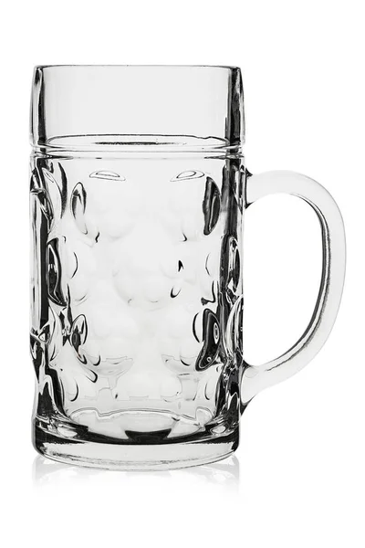 Bierglas op een witte achtergrond — Stockfoto