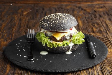 metin için siyah burger yeri