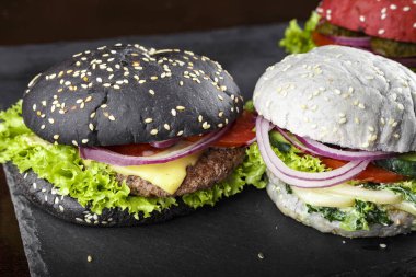 renkli çörekler burger