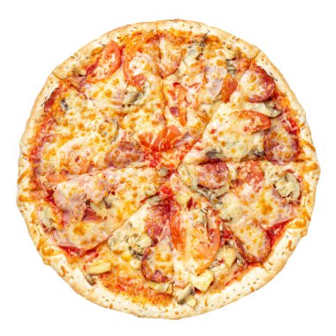 Peynirli pizza, domates, mantar, beyaz arka planda izole edilmiş pastırma. Pizza Francesca Top View. Dosya kırpma yolu içeriyor.