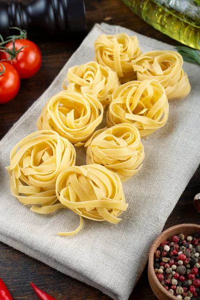 Italian Rolled Fresh Fettuccine Pasta Italian Food Concept Ingredients Making — Stock Photo, Image