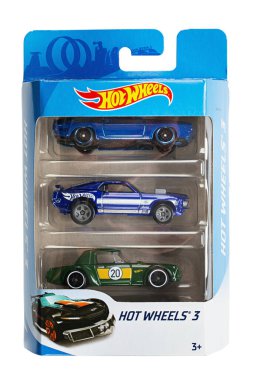 Ukrayna, Kyiv - 27 Ağustos. 2020: oyuncak araba seti. Hot Wheels, Amerikalı oyuncak üreticisi Mattel 'in 1968 yılında piyasaya sürdüğü bir oyuncak otomobildir. Dosya kırpma yolu içeriyor.