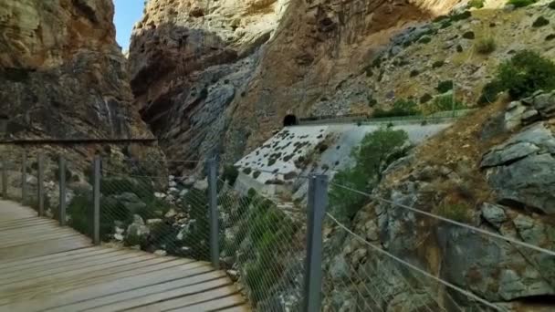 Wąwóz Gaitanes Ścieżka Caminito Del Rey Malaga Hiszpania Aparat Dla — Wideo stockowe