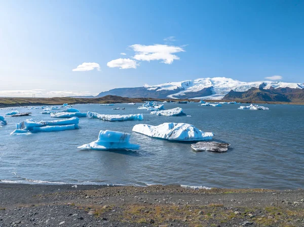 Panorama Des Jokulsarlon Gletschers Und Der Der Lagune Schwimmenden Eisberge — Stockfoto