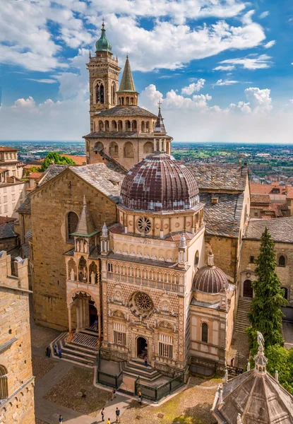 Vista Aérea Basílica Santa Maria Maggiore Cappella Colleoni Citta Alta — Foto de Stock