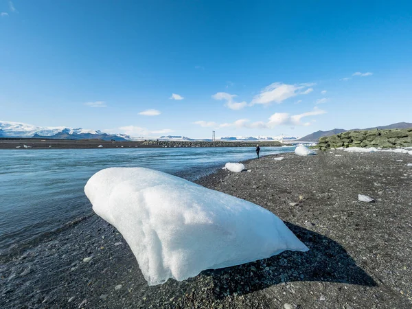 Big Ice Black Sand Part Iceberg Jokulsarlon Glacier Diamond Beach — ストック写真