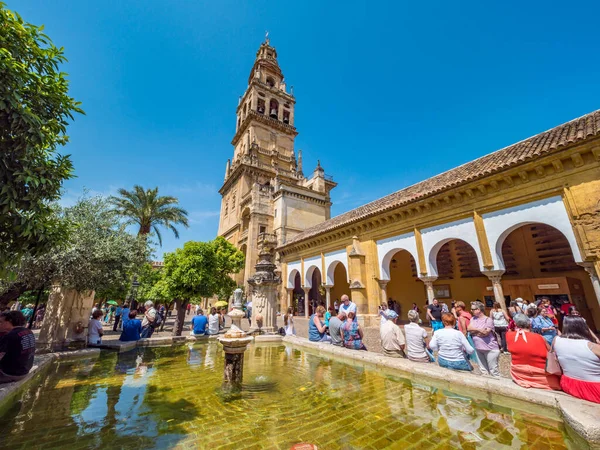 Córdoba Espanha Circa Maio 2018 Turistas Que Visitam Pátio Los — Fotografia de Stock